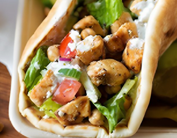 Grilled chicken pita